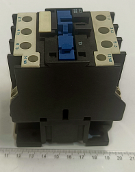 Контактор 32А LC1 D3210